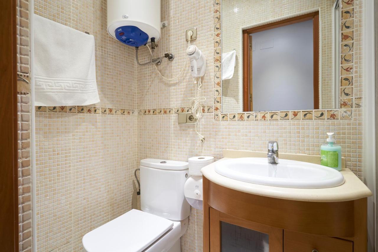 Bv Rooms Madrid Esterno foto